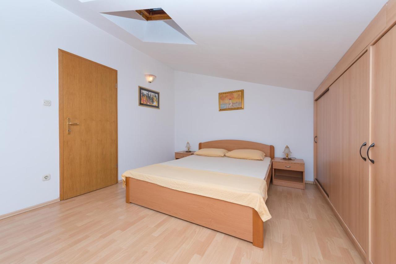 Apartments Zoka Makarska Exterior photo
