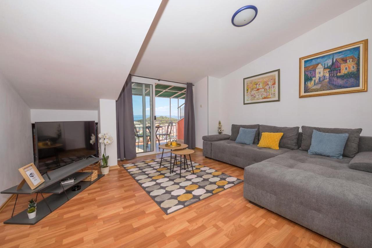 Apartments Zoka Makarska Exterior photo