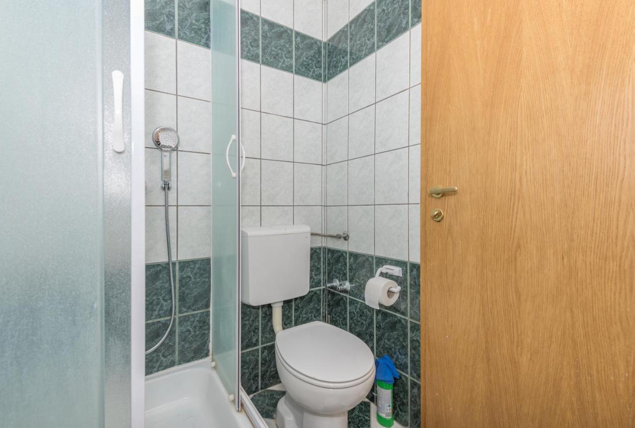 Apartments Zoka Makarska Exterior photo